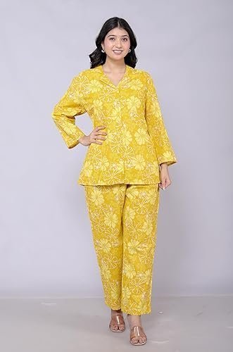 Floral Print Cotton Night Suit Long Sleeve Pyjama Set for Women - Image 3