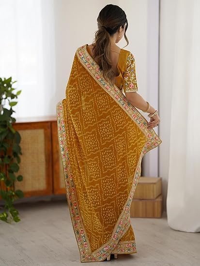 Women's Georgette Bandhani Printed Festive Saree with Unstitched Blouse Piece - Image 2