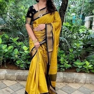Women's Kanjivaram Soft Lichi Silk Saree With Blouse Piece